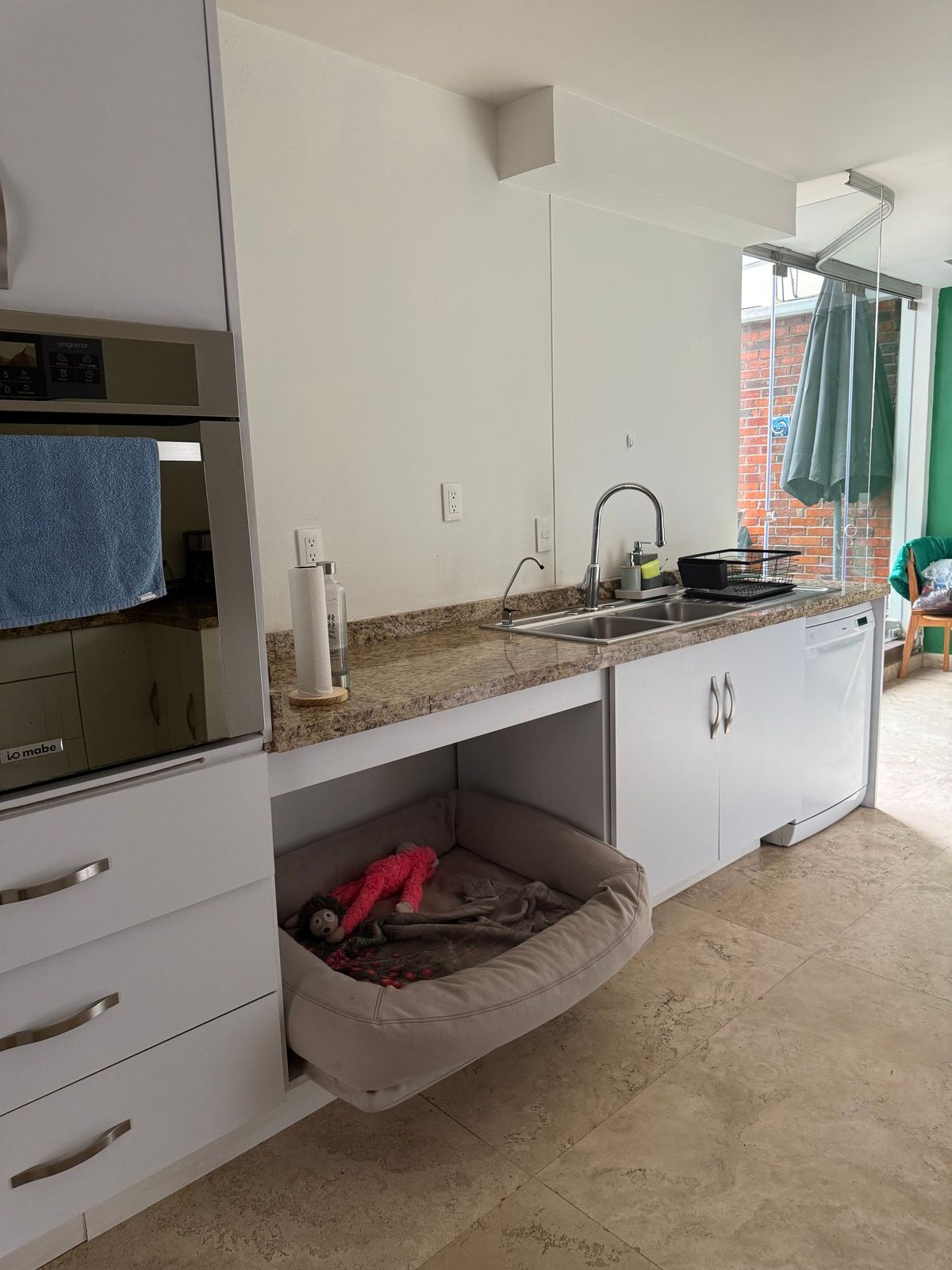 7 de 49: Cocina con horno