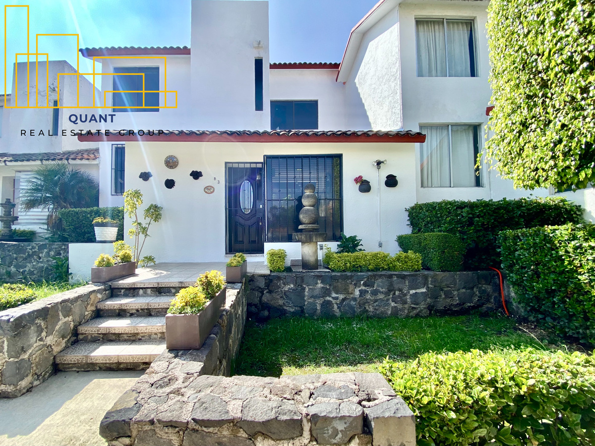1 of 50: Fachada frontal
