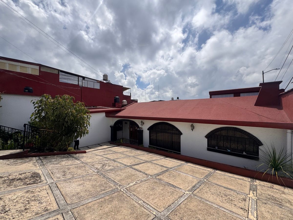 1 de 40: Entrada princpal