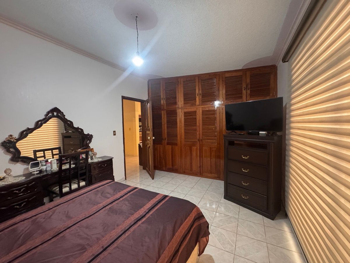 12 de 40: Habitación 1