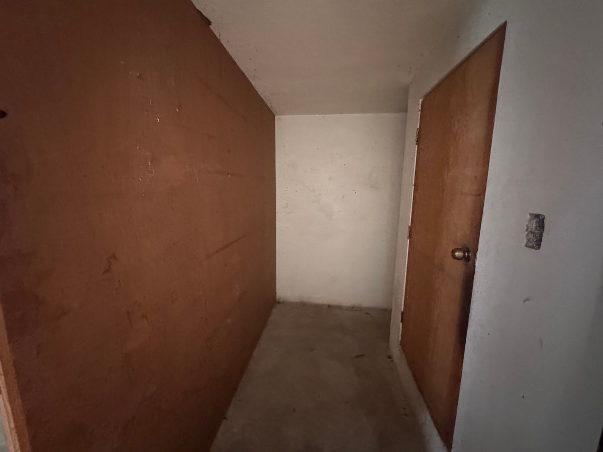 36 de 40: Bodega local