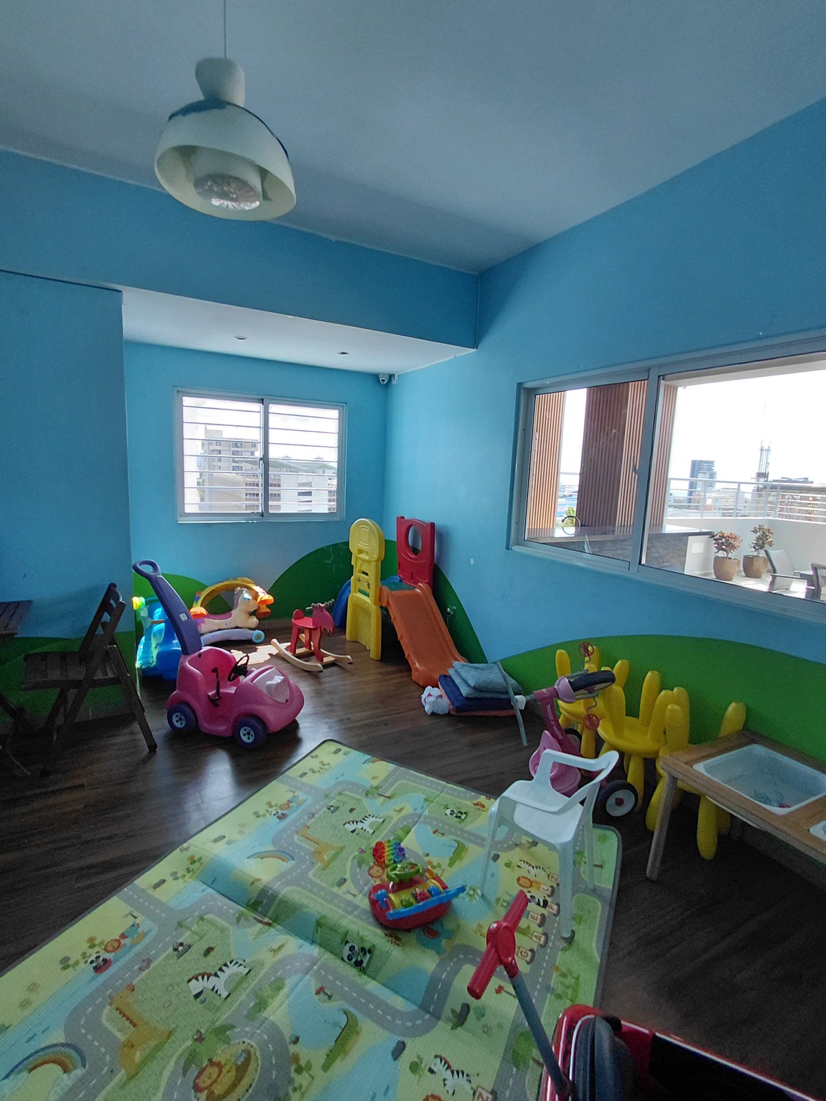 19 de 27: Area infantil
