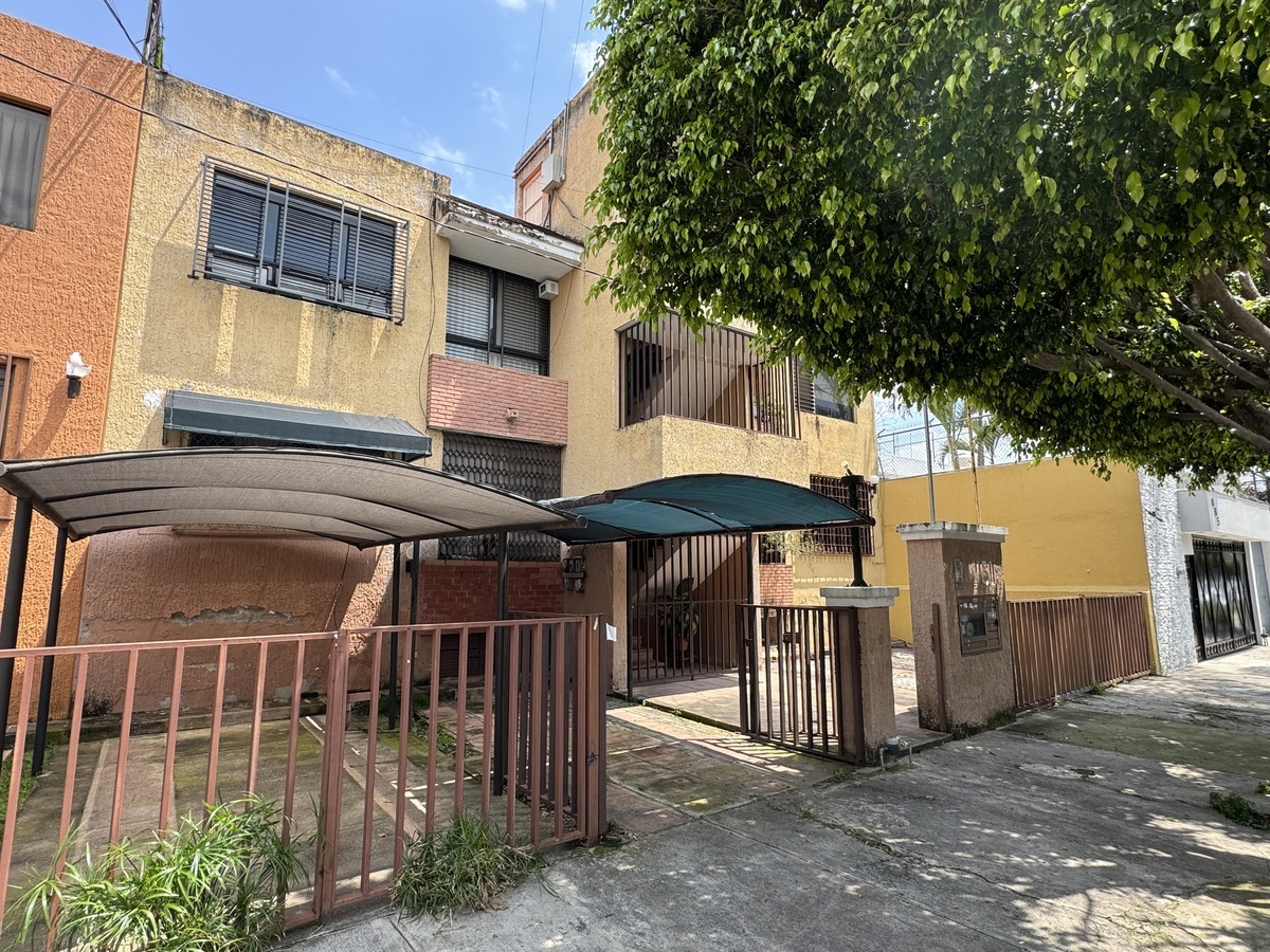 1 de 19: Fachada edificio