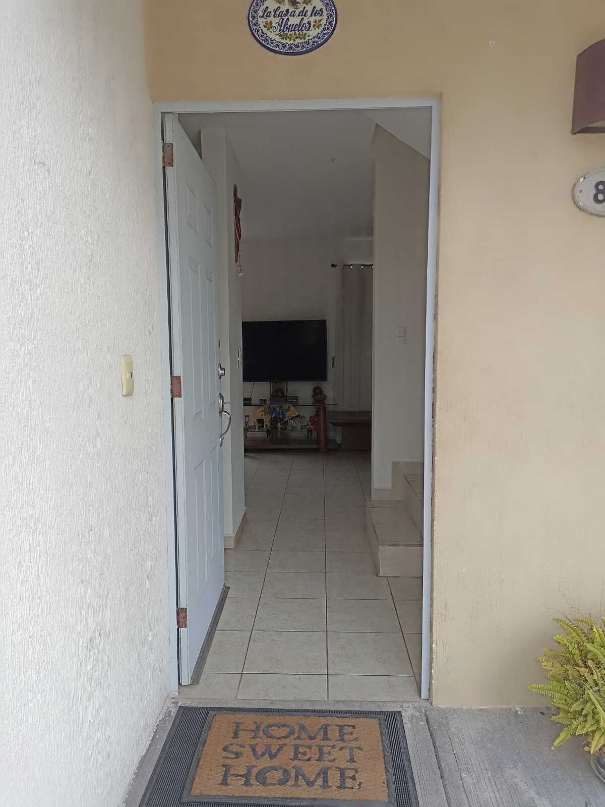 4 de 27: Entrada a casa