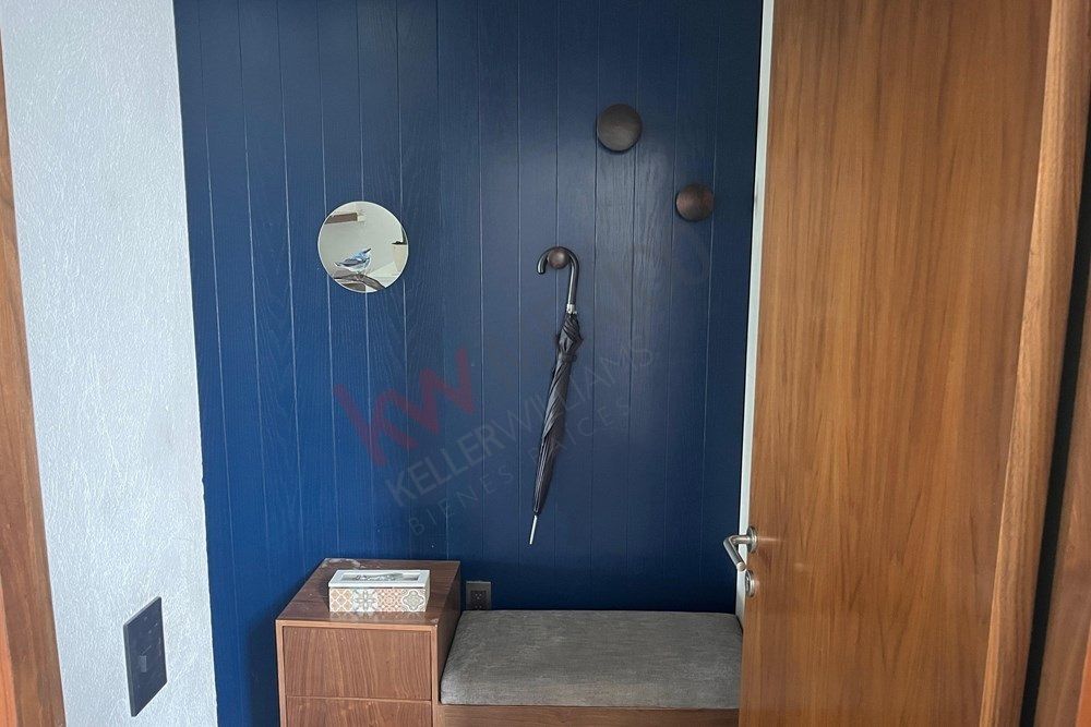 26 de 38: Entrada principal