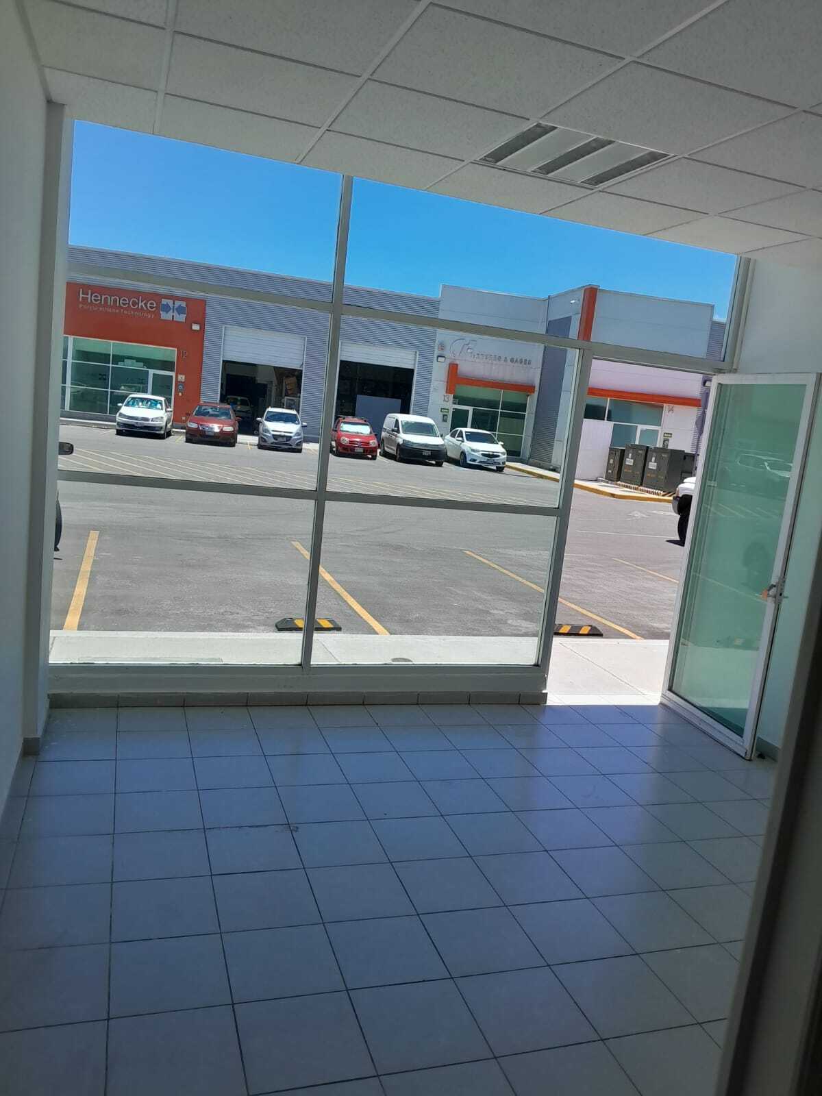3 de 8
