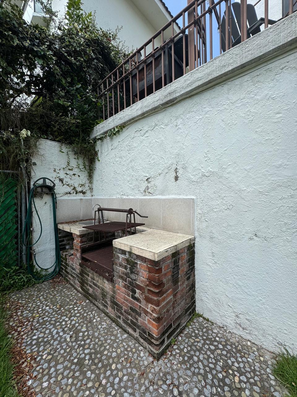 12 de 48