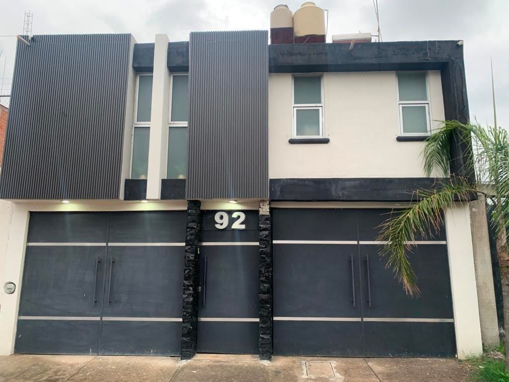 🏡 Casa en Venta – Moderna y con Roof Garden con Jacuzzi 🏡/Gi/cc/nn