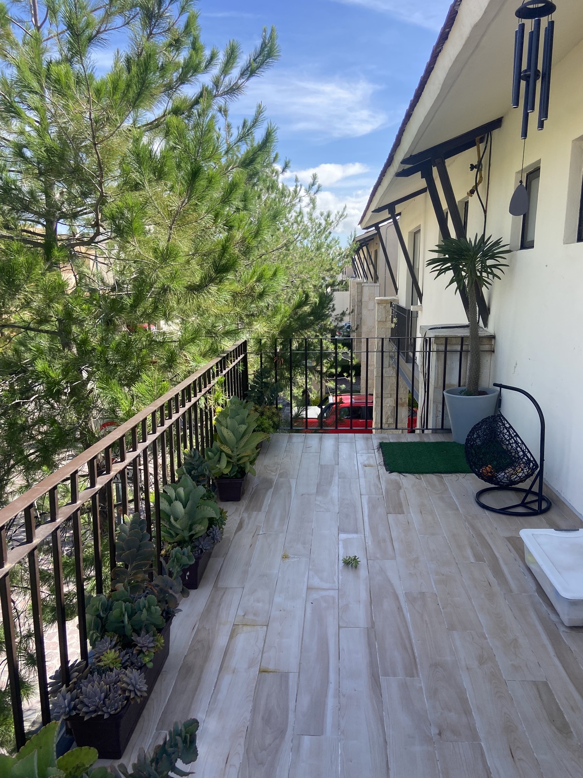 7 of 38: Terraza con espacio excedente