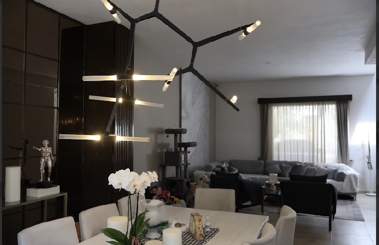 31 of 38: Sala
Comedor