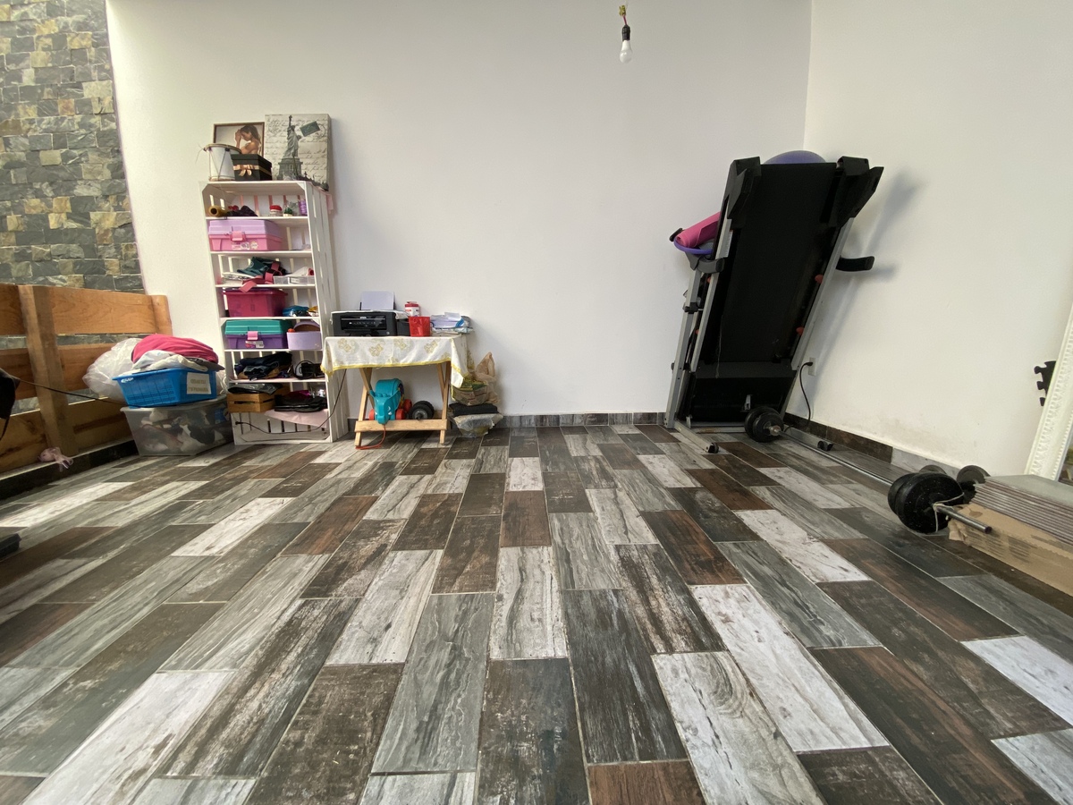 15 de 25: Sala de TV