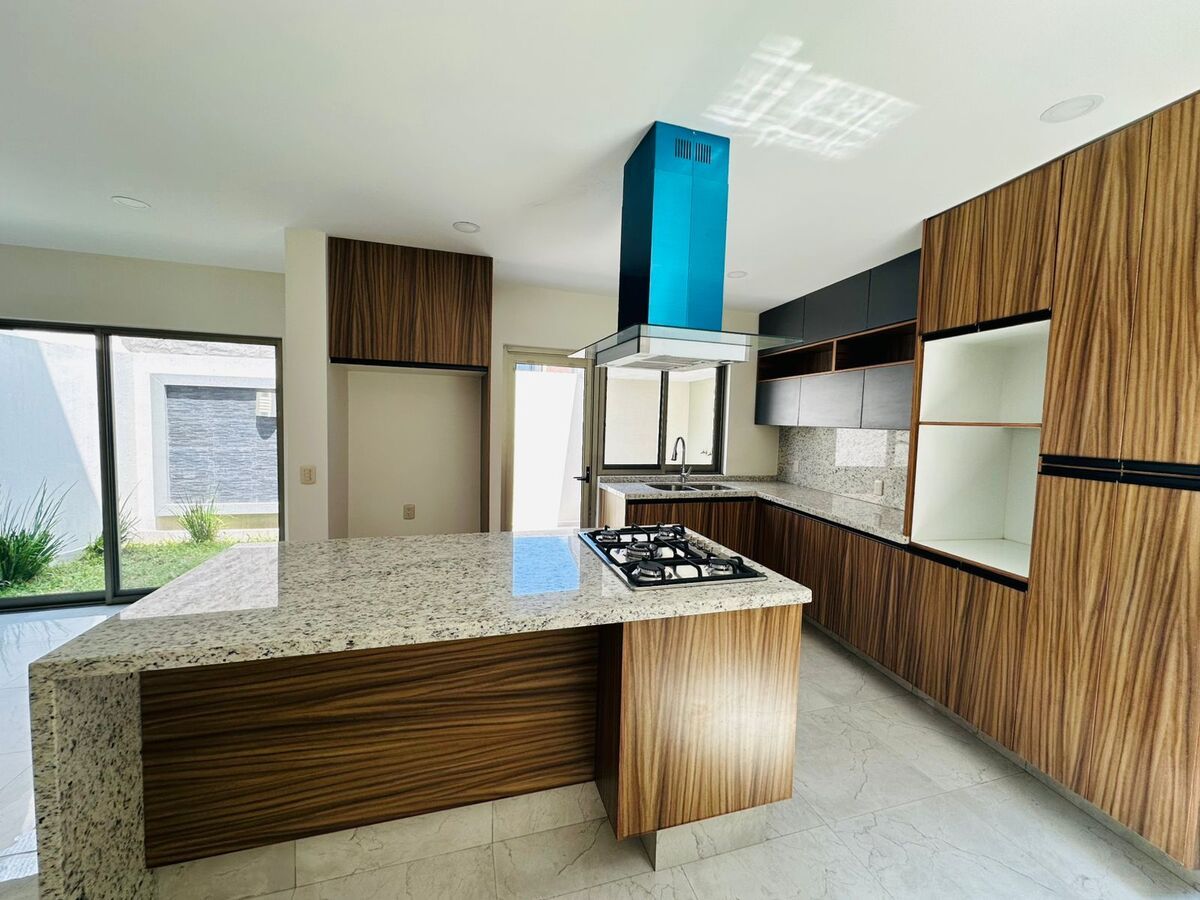 5 of 20: COCINA BARRA GRANITO