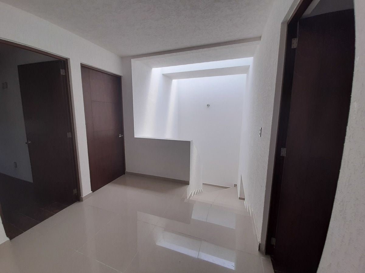 Renta casa en Corregidora, Fracc. San Jerónimo