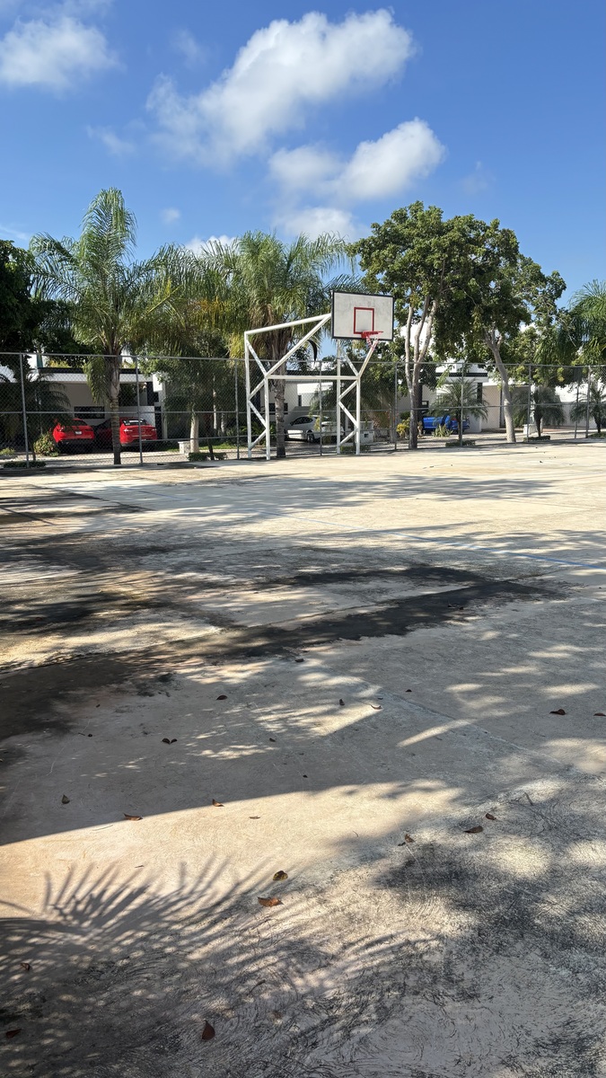 31 de 34: Canchas deportivas