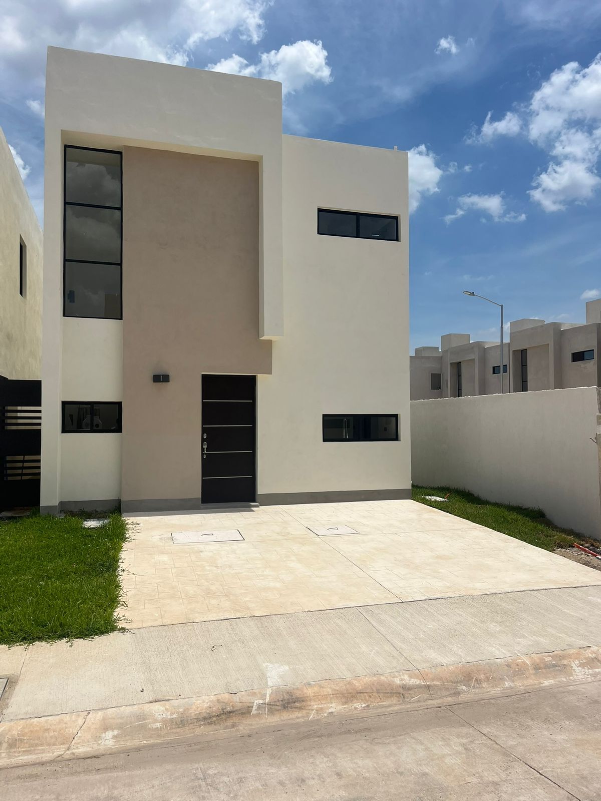1 of 43: Casa Ocaso
