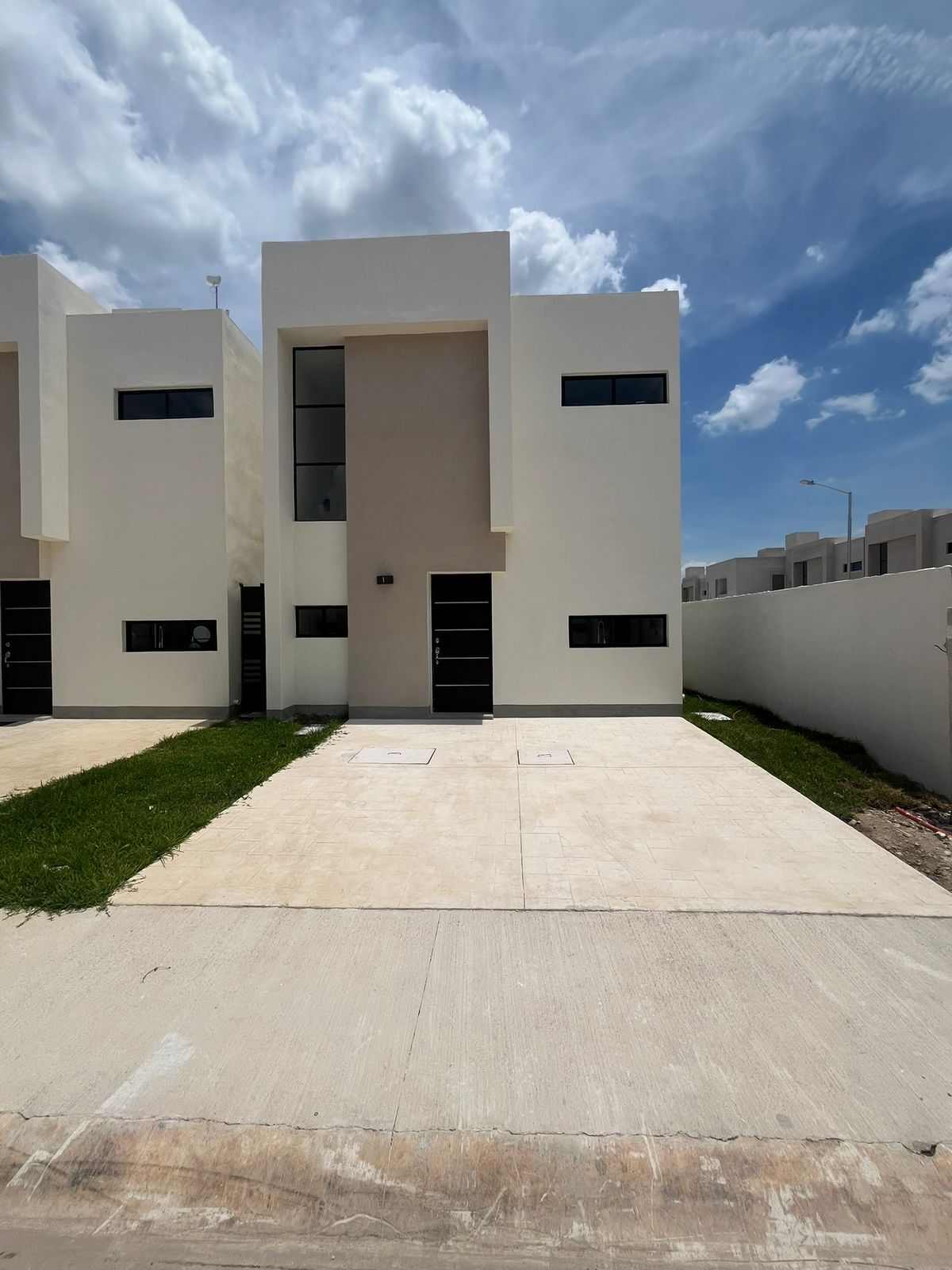 2 of 43: Casa Ocaso
