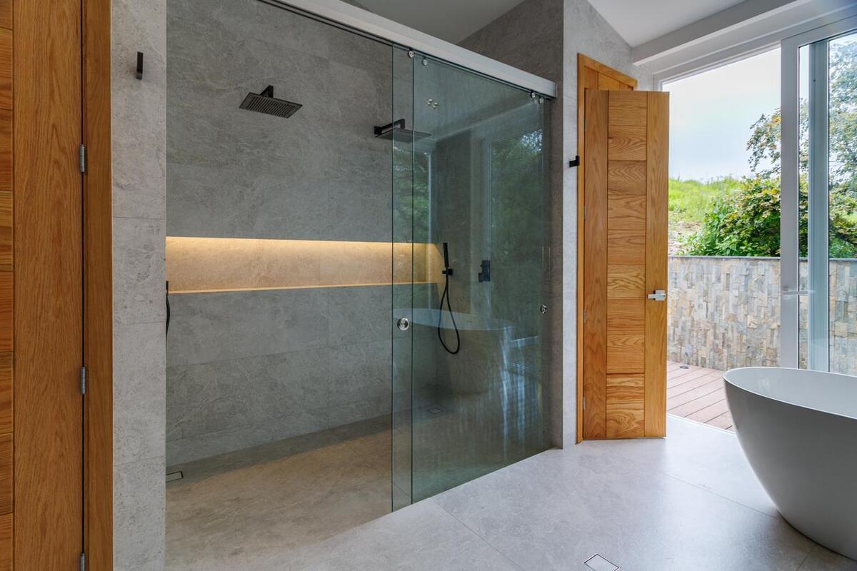 5 de 25: Baño habitación principal