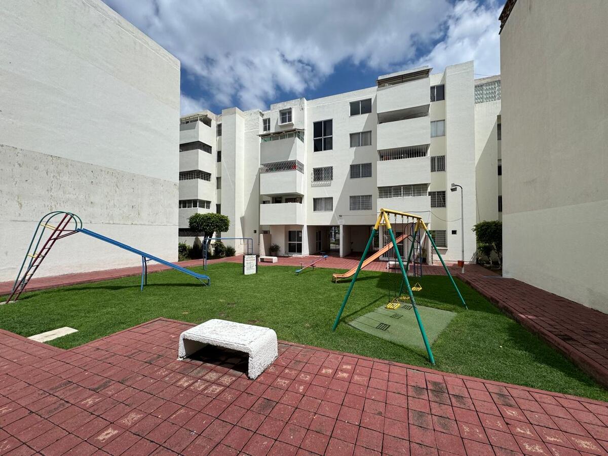 3 de 15