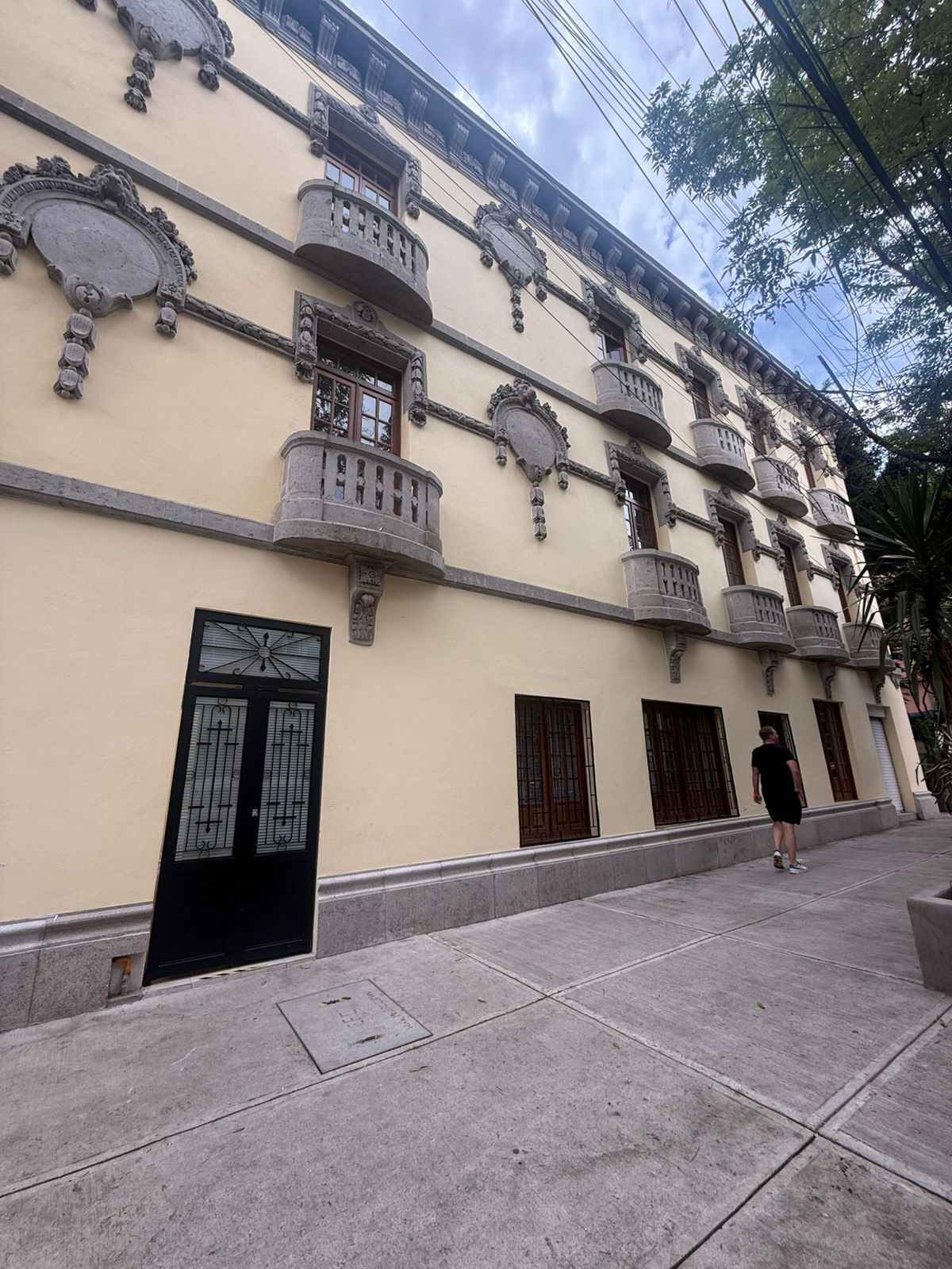 2 de 22: Exterior