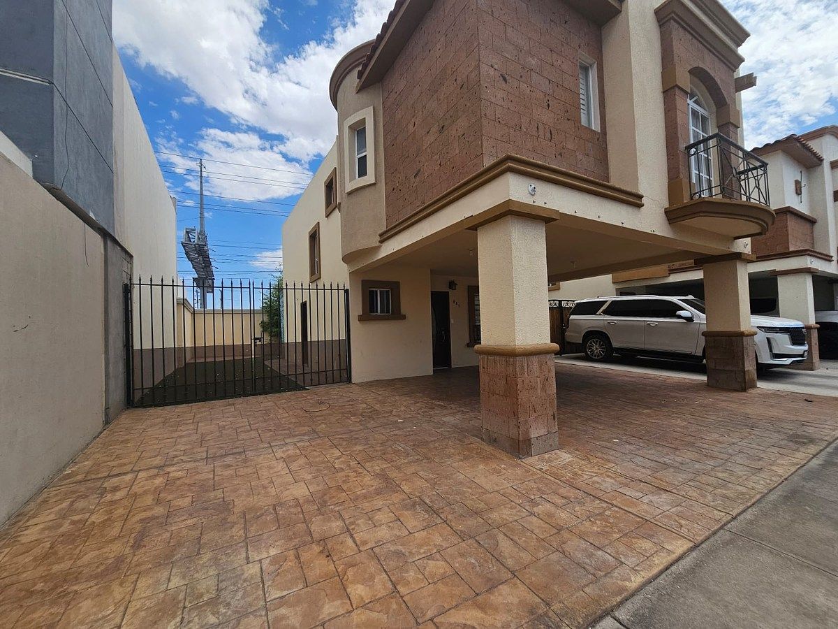 Casa en Quinta Alcázar de Toledo, Mexicali, foto 2 de 23