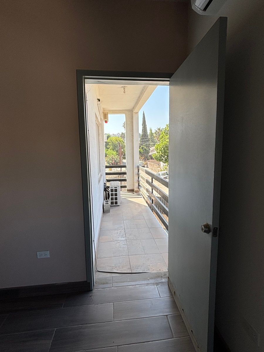 10 de 12: Balcón en recámara principal