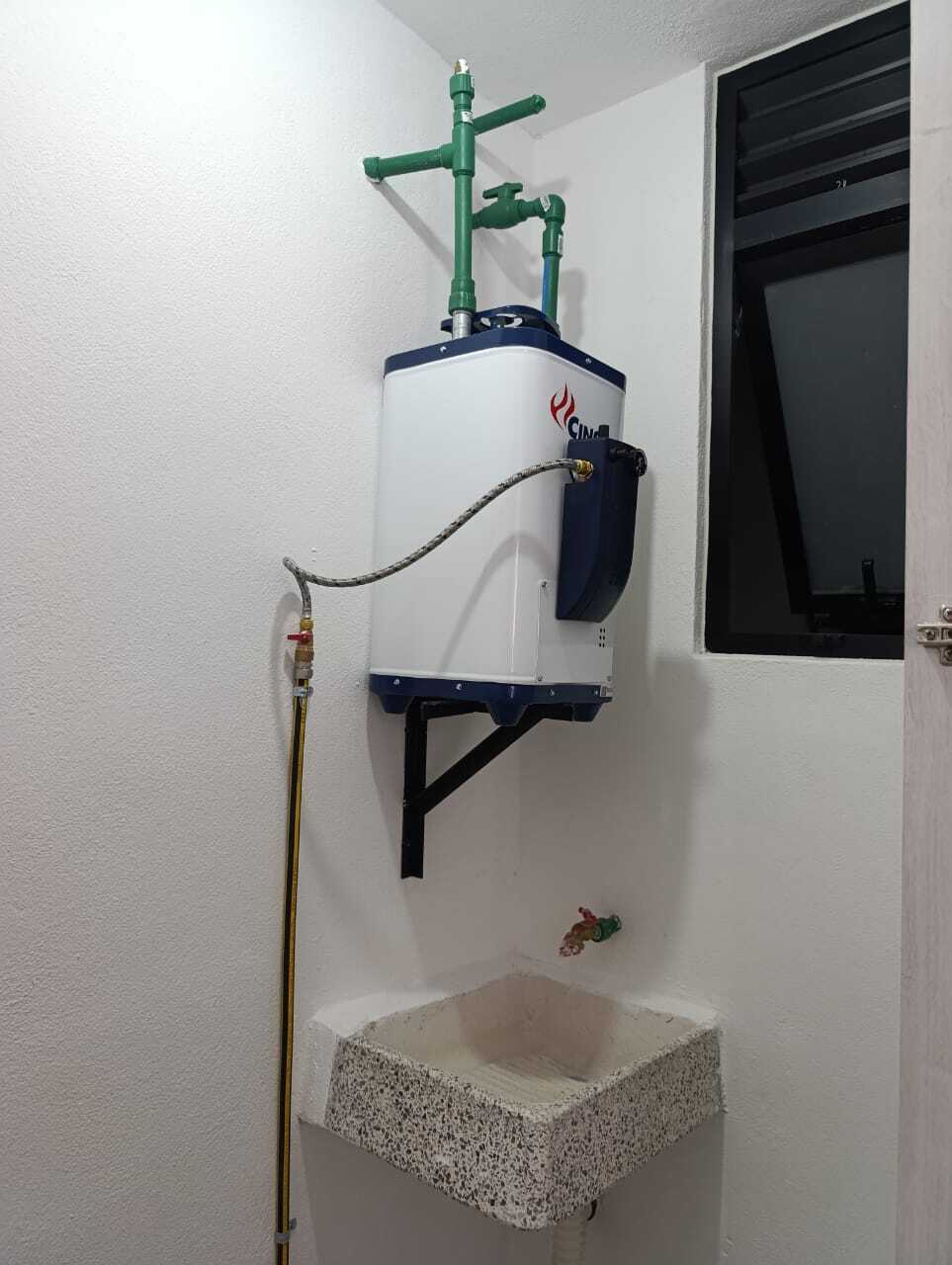 4 de 18