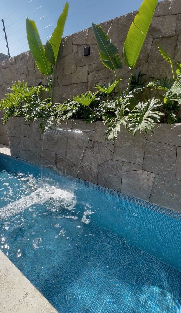 Casa en venta en Morelia, Mich. Con carril de nado y habitación en PB