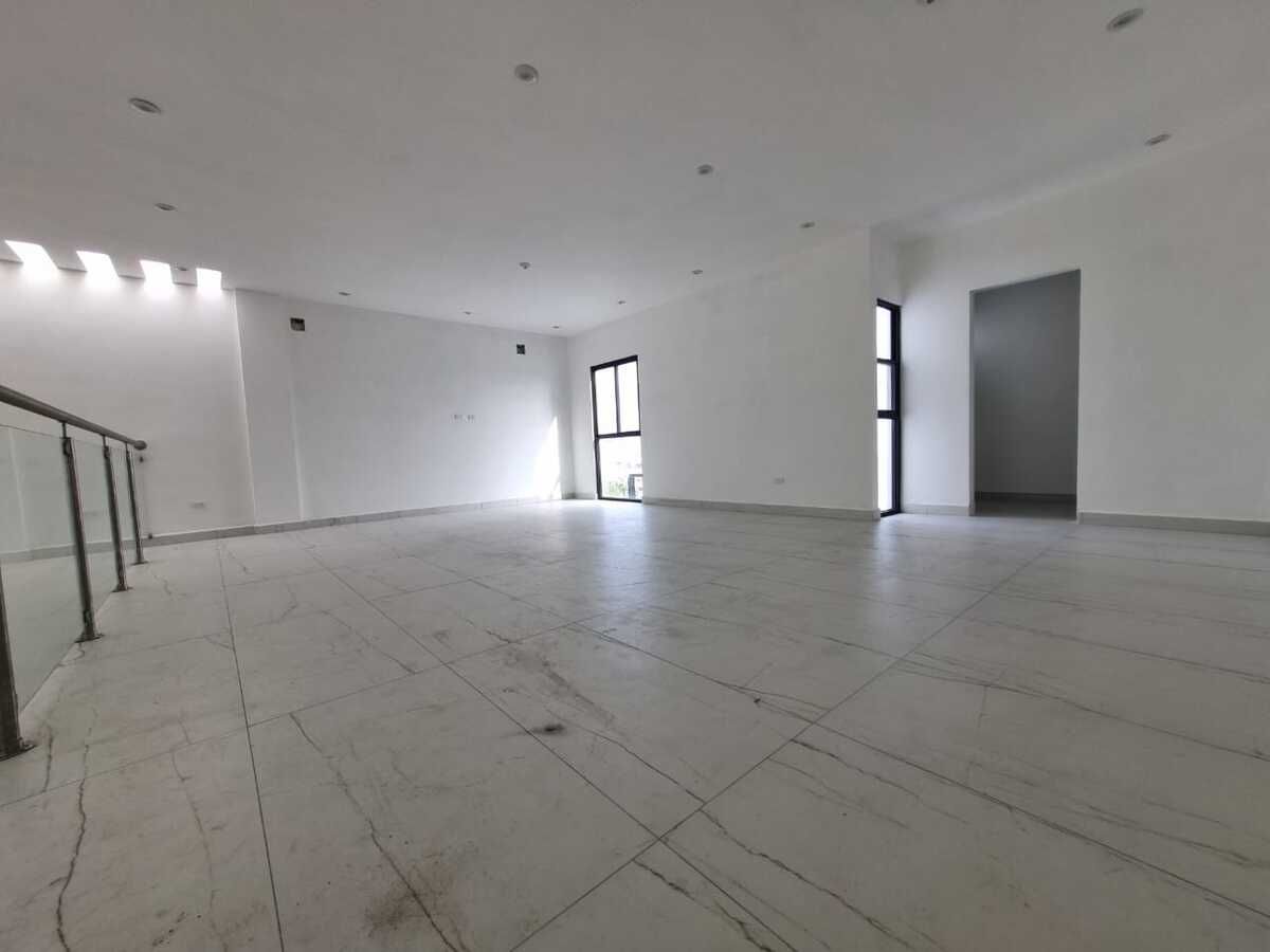 6 de 28: 3ER PISO, AREA SOCIAL O CUARTA RECAMARA