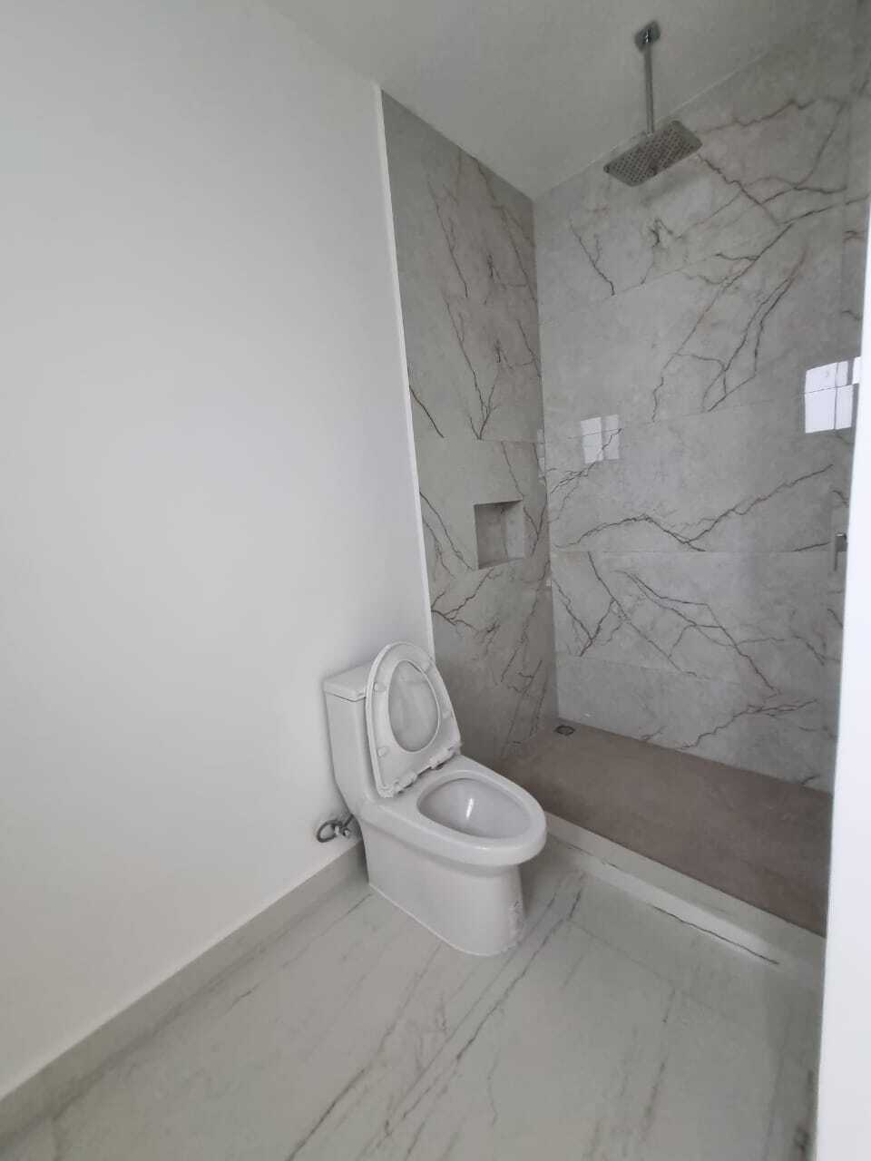 16 de 28: BAÑO REC. SEC