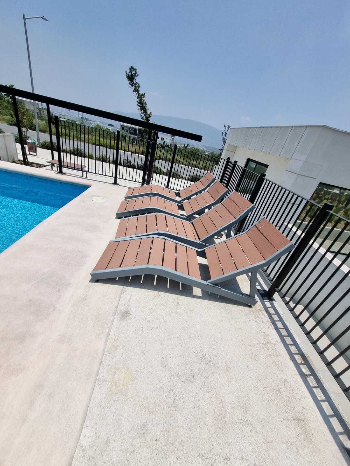 23 de 28: AREA DE ALBERCA- AMENIDADES