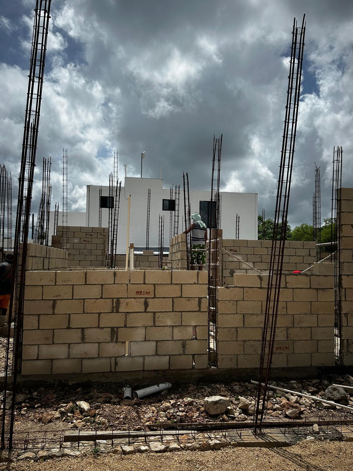 2 de 5: Avance de Obra Agosto 2025