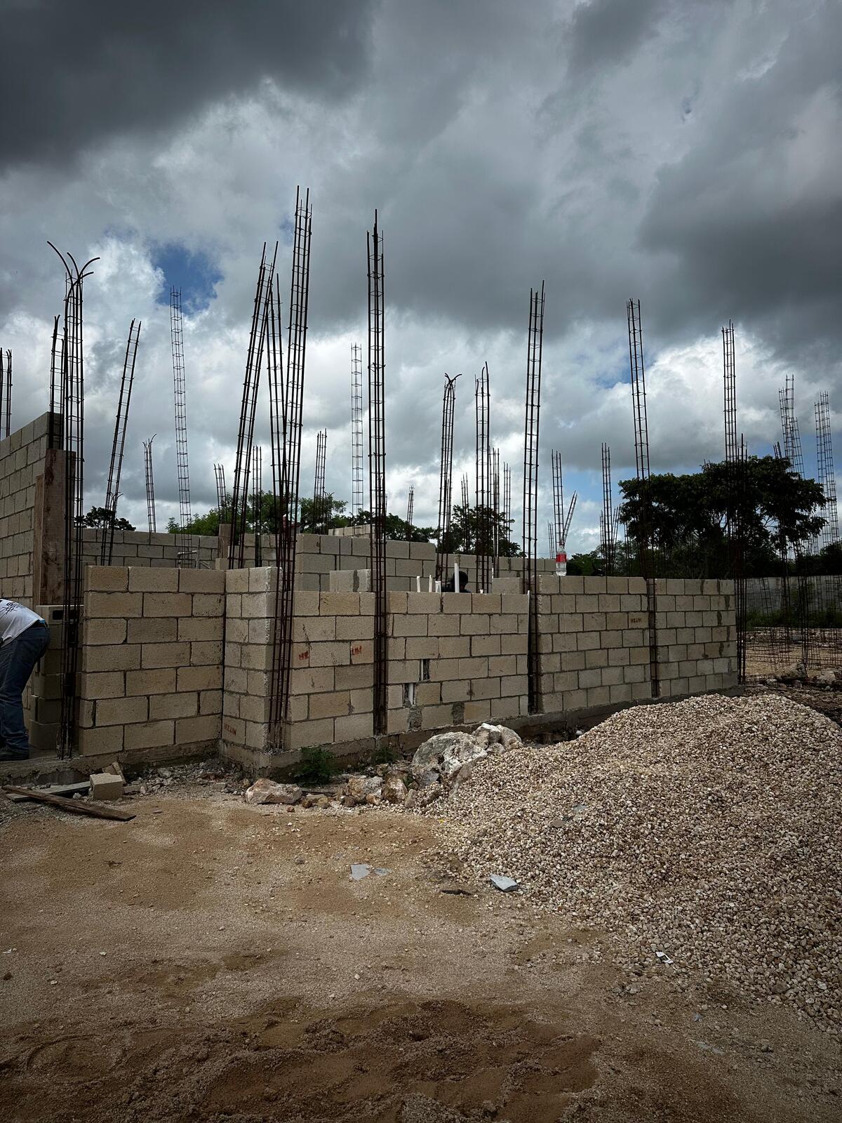 4 de 5: Avance de Obra Agosto 2025