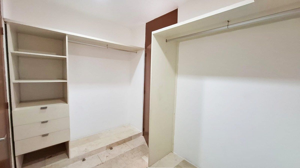 Closet principal, foto 10 de 20