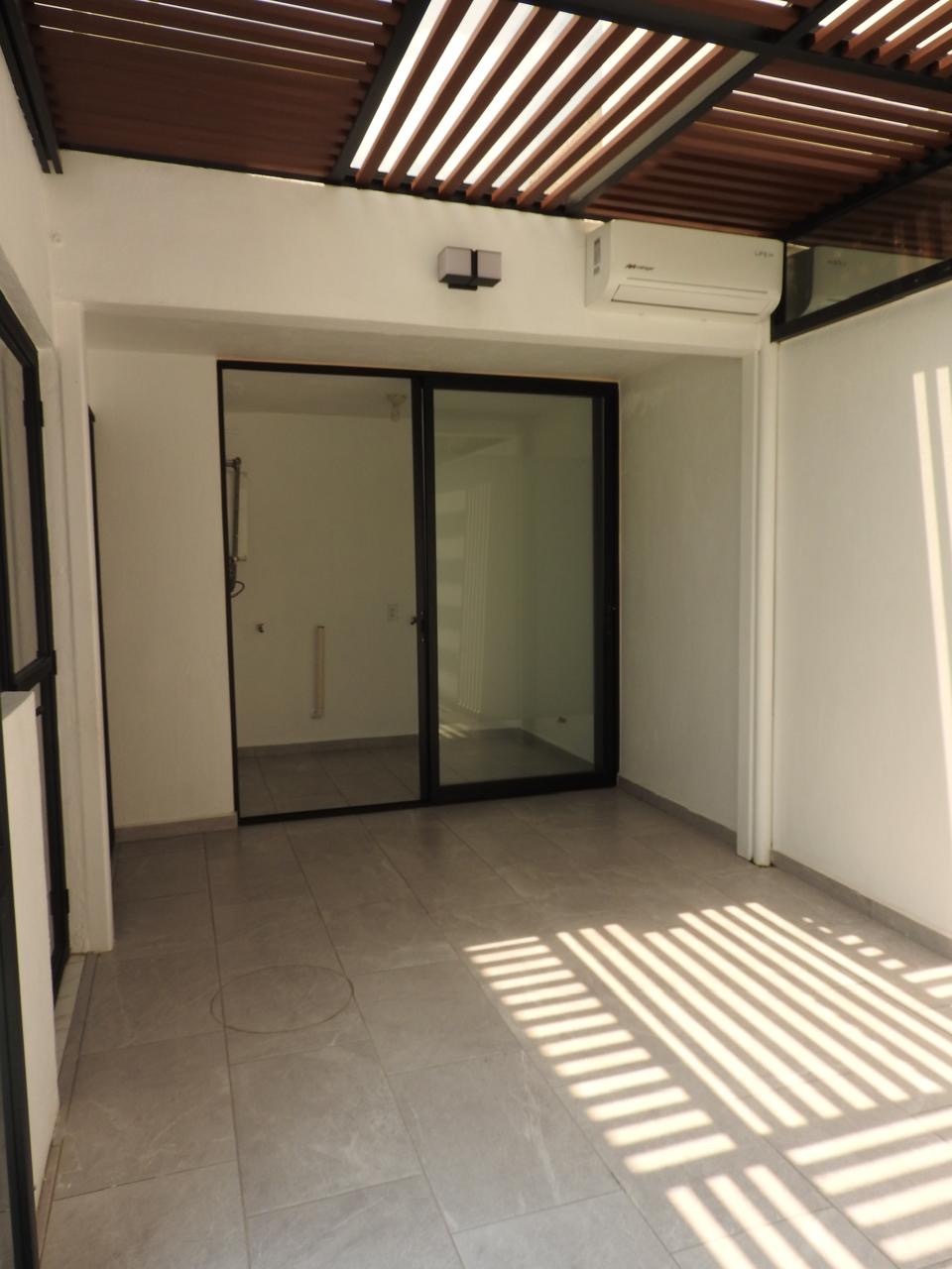4 de 32