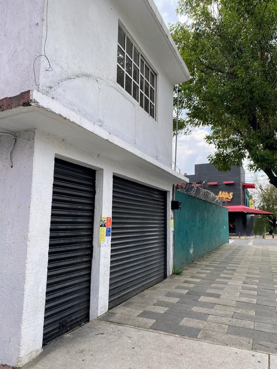 4 de 40: FRENTE SOBRE LORENZO BOTURINI,LOCAL COMERCIAL