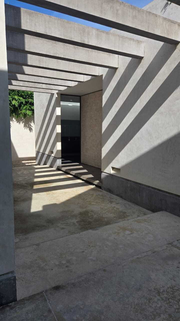 4 de 32