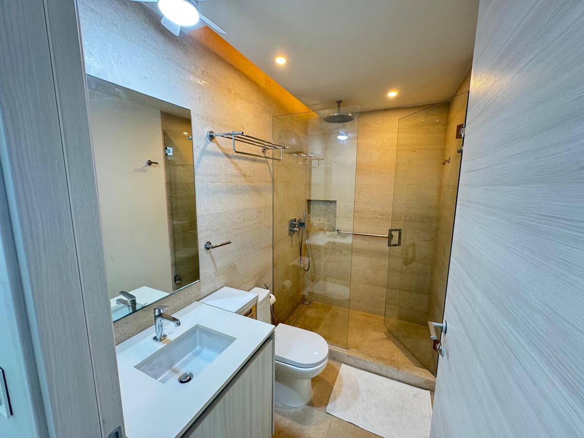 20 de 22: Baño 2