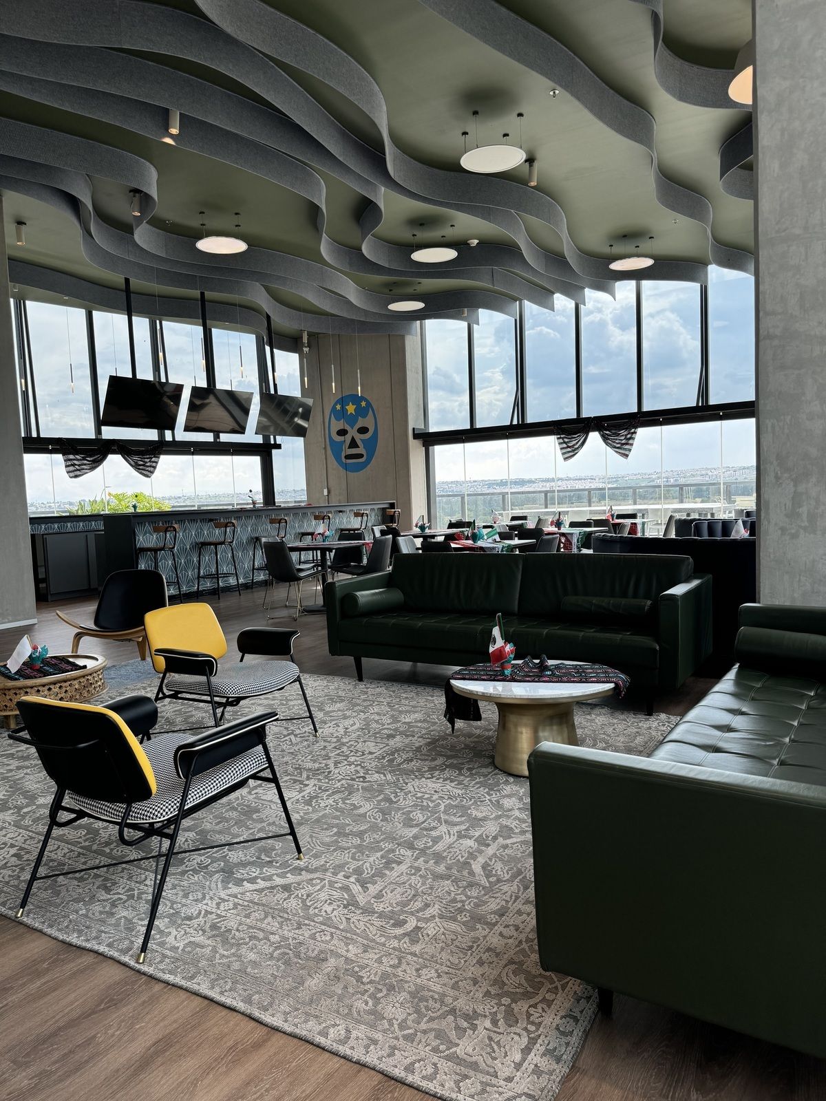 11 de 12: Comedor y área social