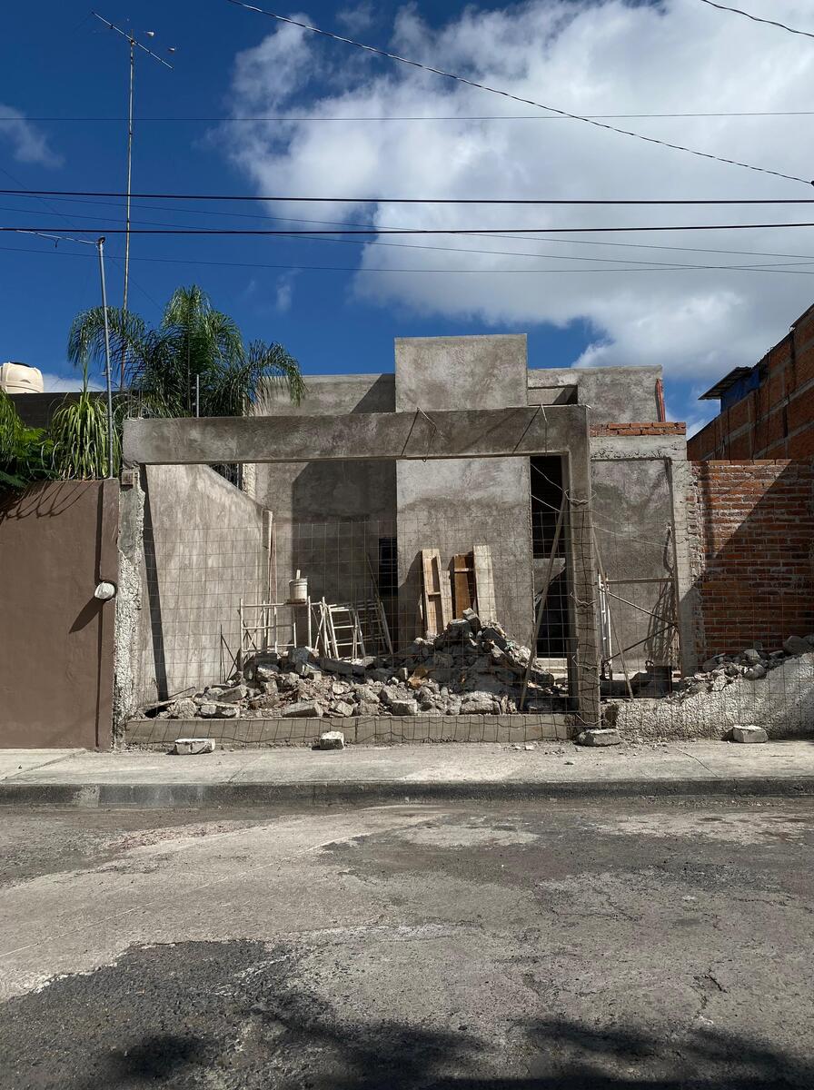 3 de 16