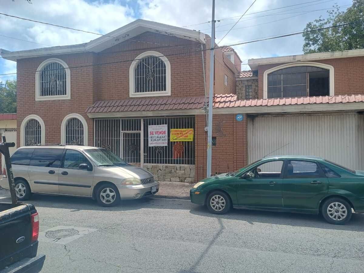 CASA EN VENTA EN LAS PUENTES 1ER SECTOR, SAN NICOLAS - foto 2