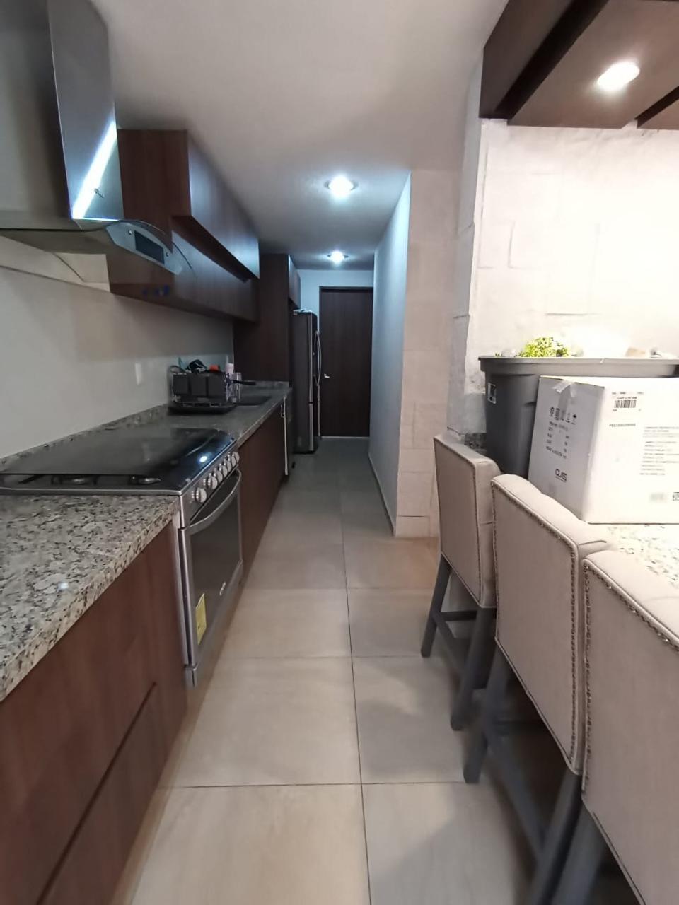 4 de 22: Cocina equipada