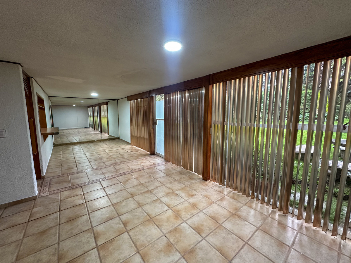 2 de 19: Sala - Comedor
