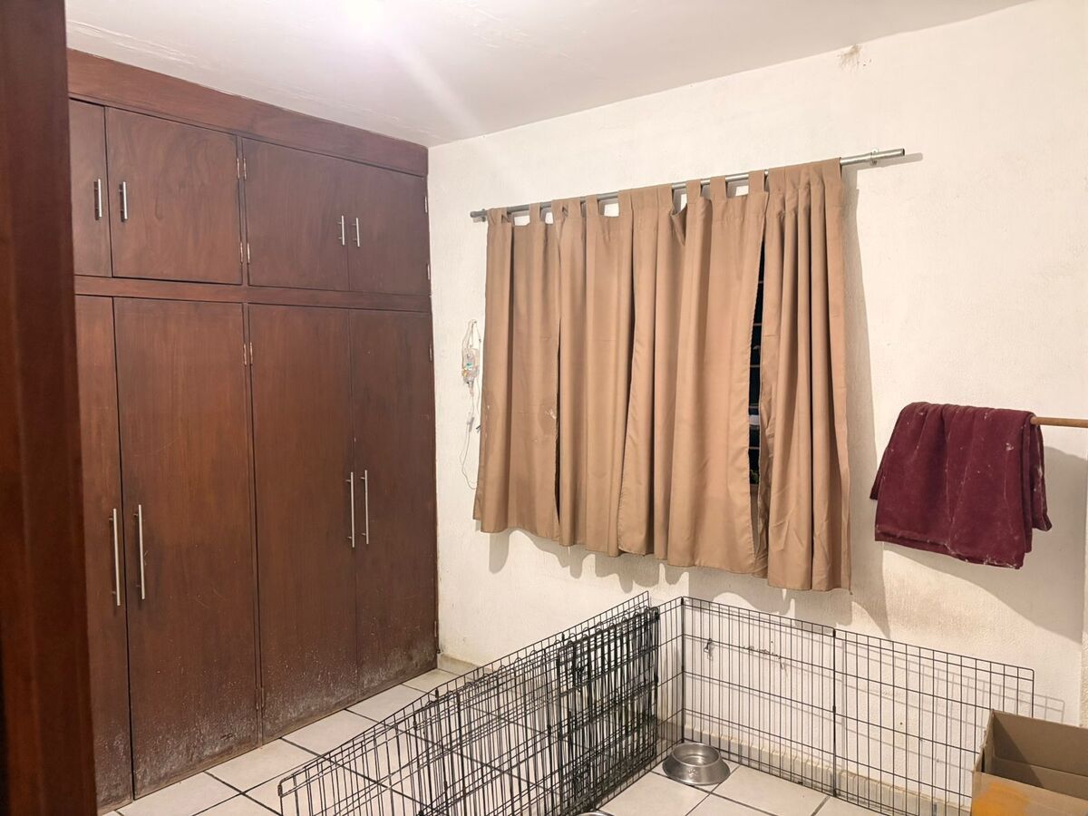 OPORTUNIDAD INVERSIONISTAS 2 CASAS Y LOCAL COMERCIAL TONALA - foto 3