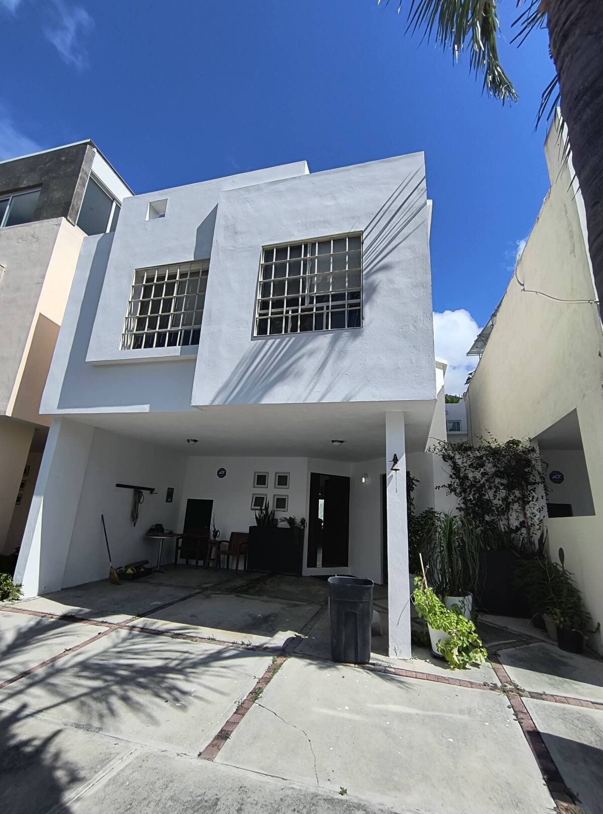 1 de 18: Casa en fraccionamiento privado con vigilancia 24/7