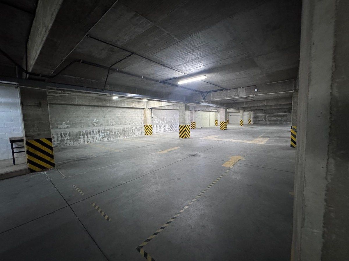 Edificio en Zona 10, Guatemala, foto 32 de 35