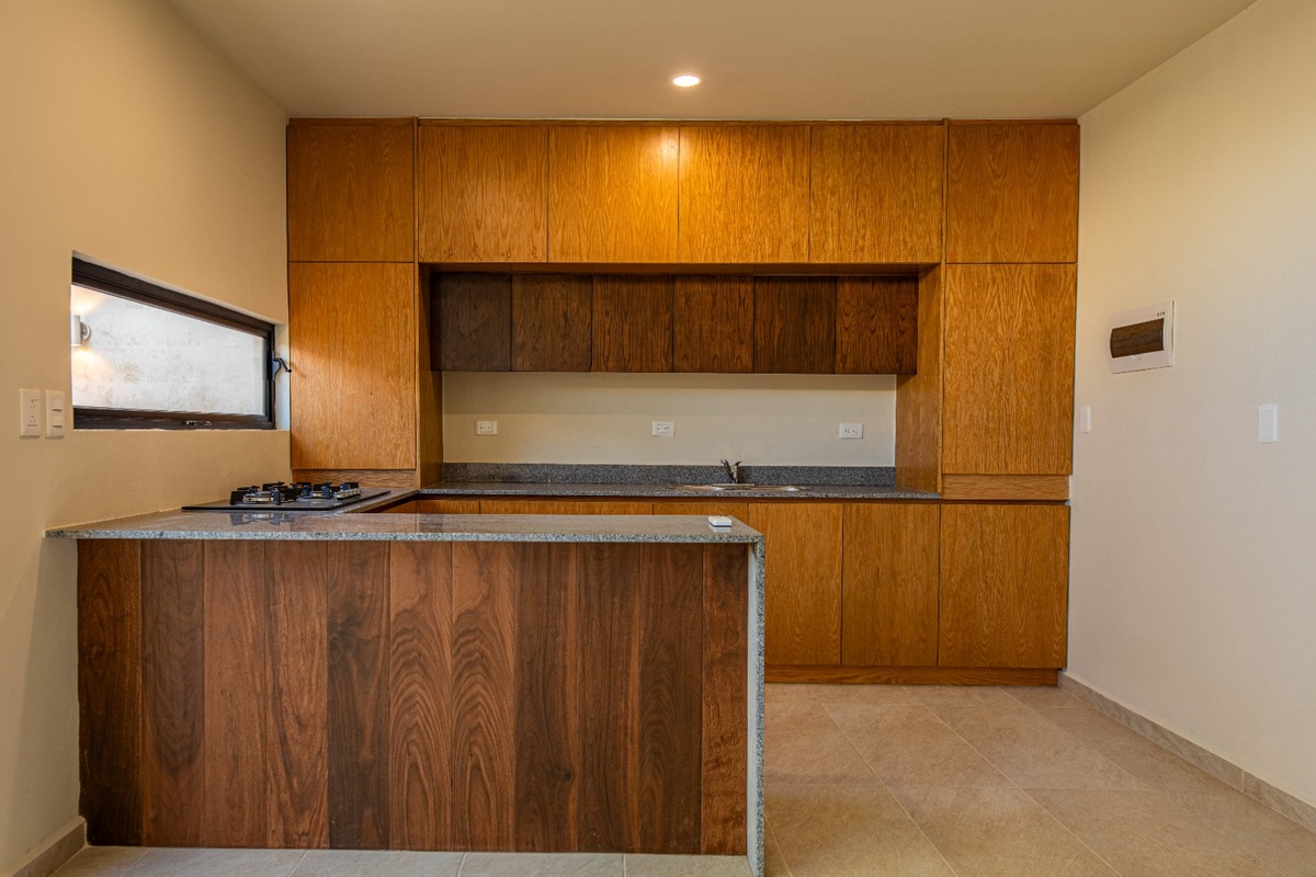 3 of 22: Cocina Equipada