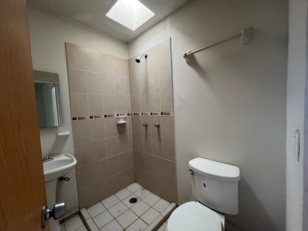 18 of 29: baño completo