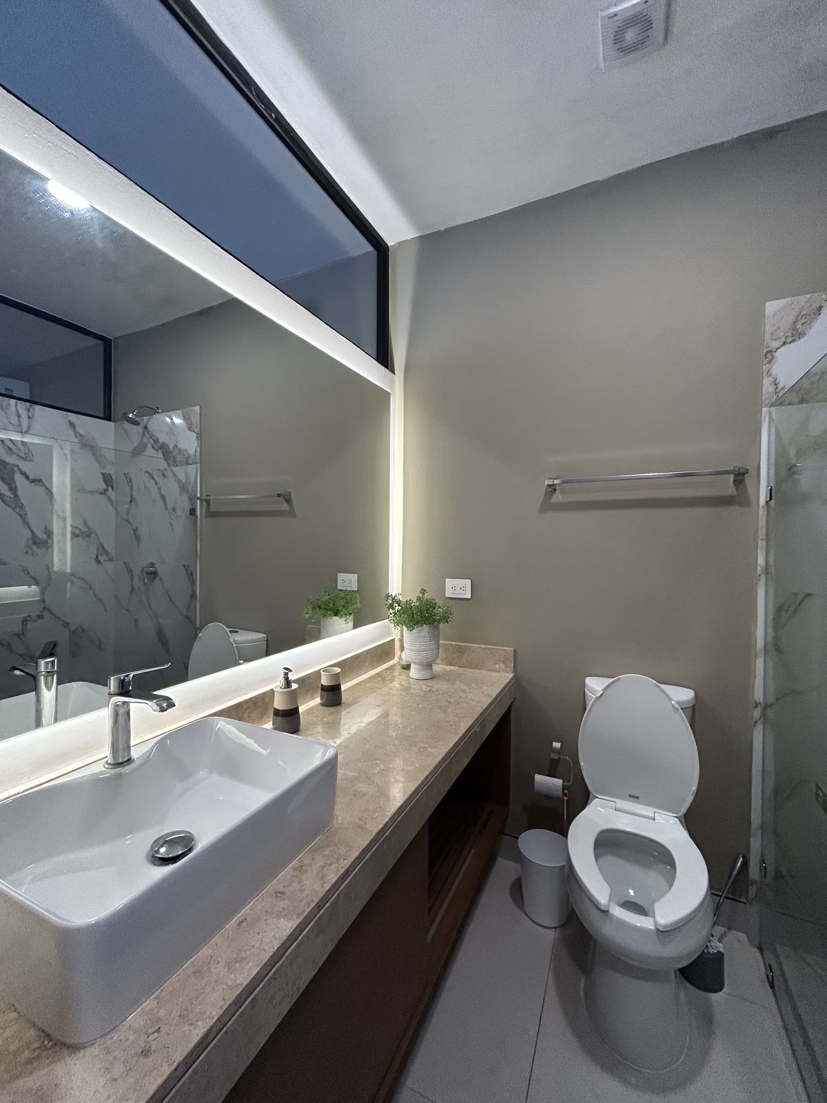 2 de 14: Baño