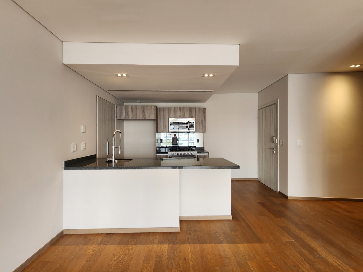 3 de 27: Cocina abierta