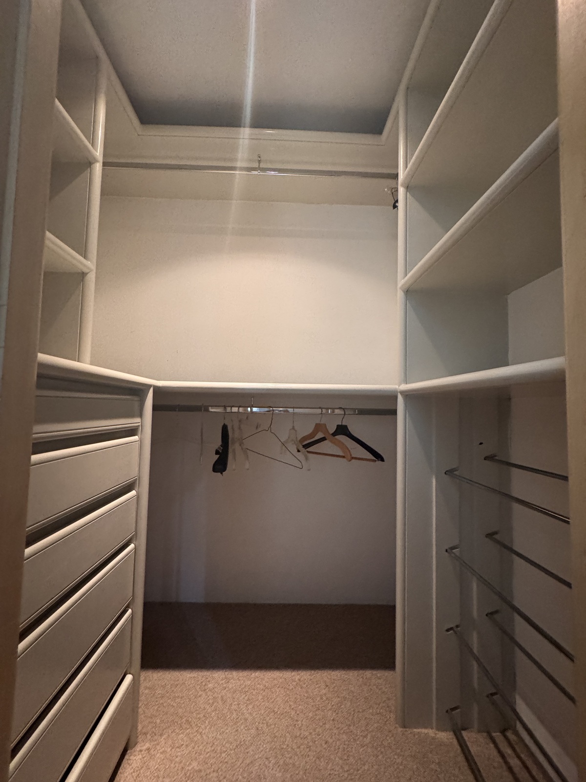 12 de 23: Vestidor recámara 1